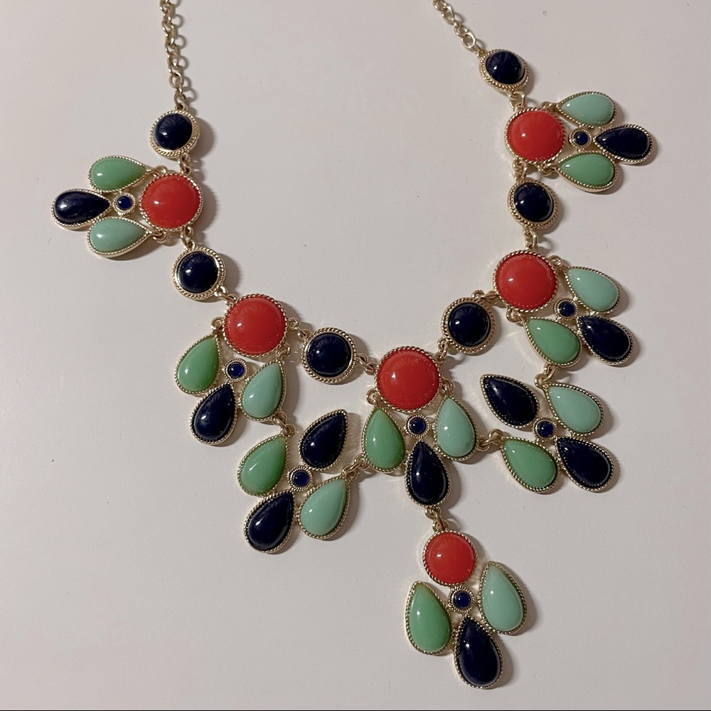 🛍3 for $25🛍 Bittersweet Statement Necklace